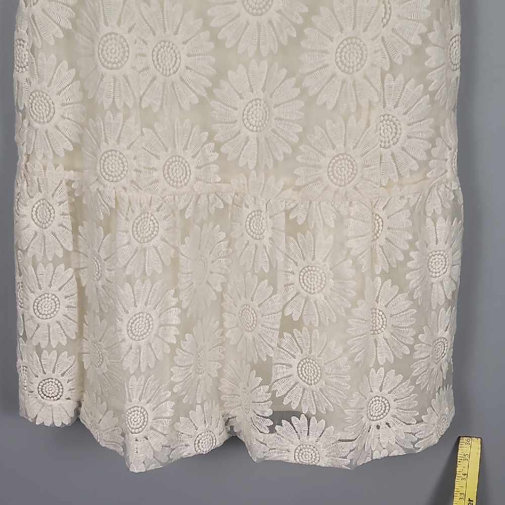 Banana Republic Cream Sheath Scoop Neck Lace Floral Embroidered Mini Dress - Picture 4 of 14